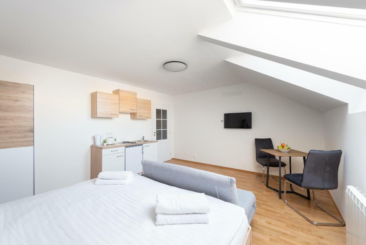 Ferdinand Apartment Prague Extérieur photo